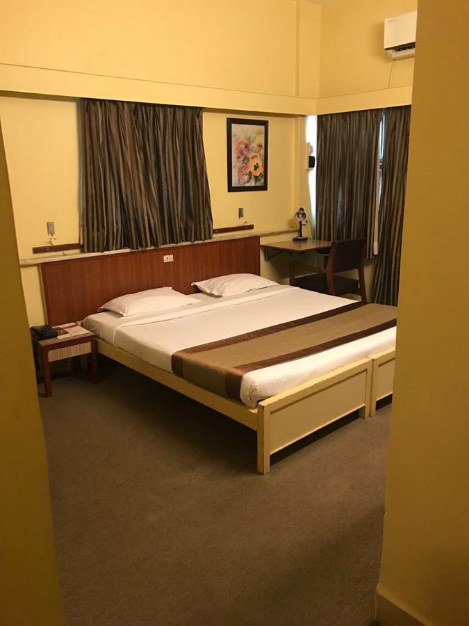 Hotel Swaroop Pune Exterior photo