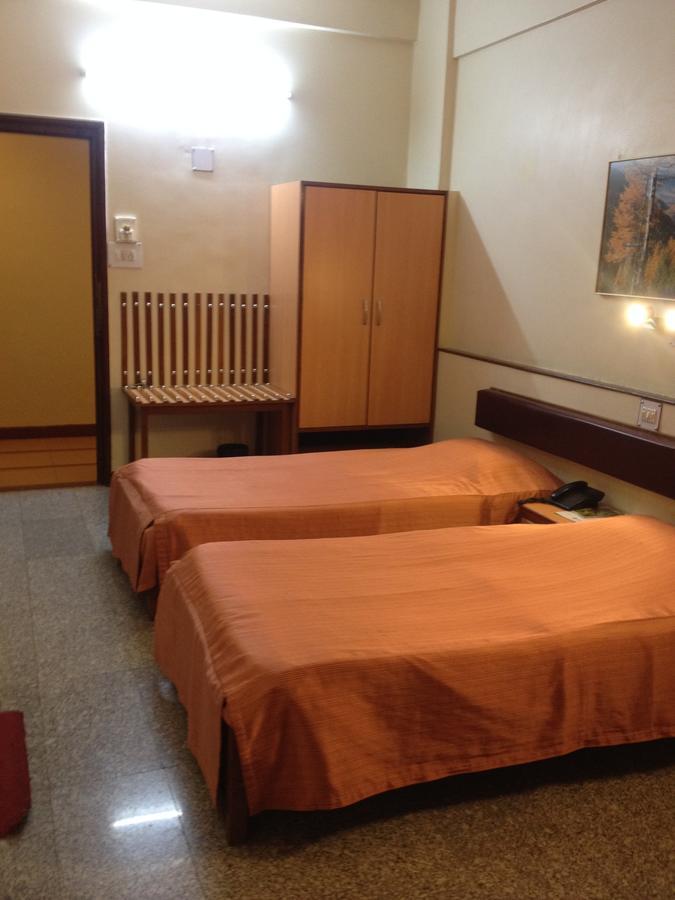 Hotel Swaroop Pune Exterior photo