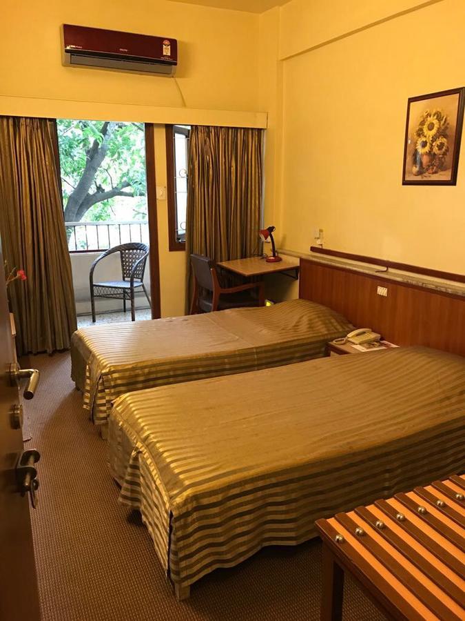 Hotel Swaroop Pune Exterior photo